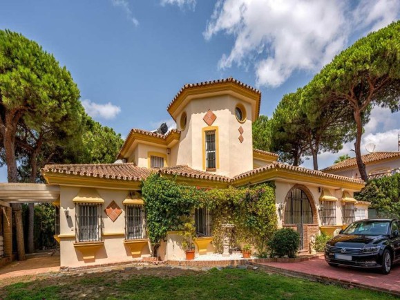 Villa in Calahonda, Costa del Sol